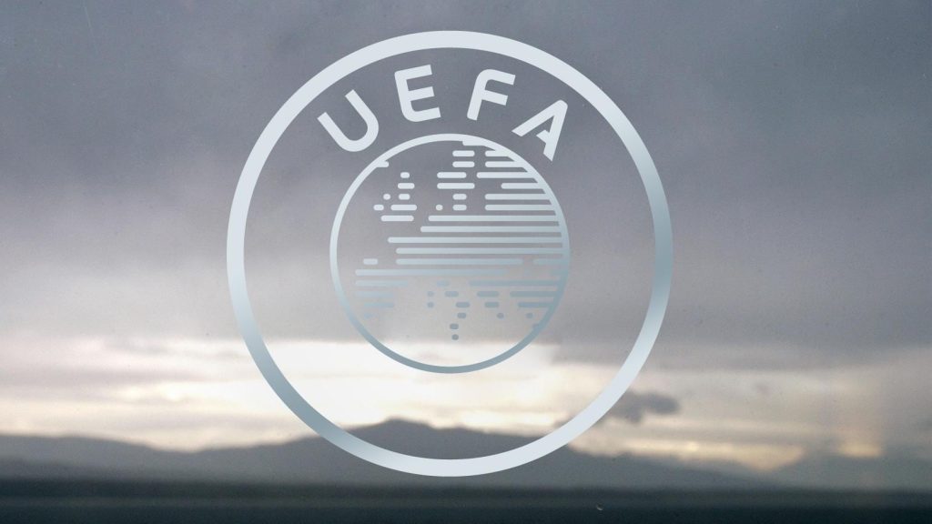 Kebijakan UEFA